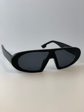 Load image into Gallery viewer, Famous Sunglasses
