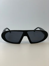 Load image into Gallery viewer, Famous Sunglasses
