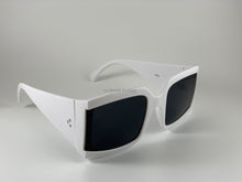 Load image into Gallery viewer, Bossy Sunglasses Sunglass
