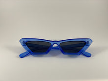 Load image into Gallery viewer, Crush Sunglasses Blue Sunglass
